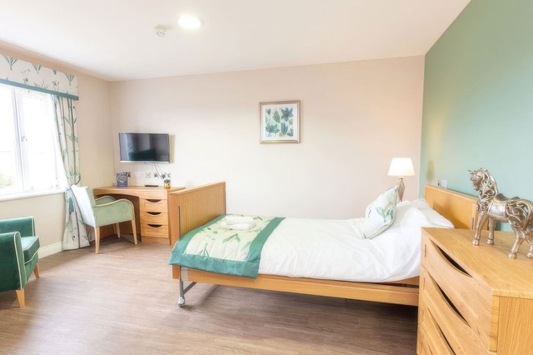 Belmont House bedroom