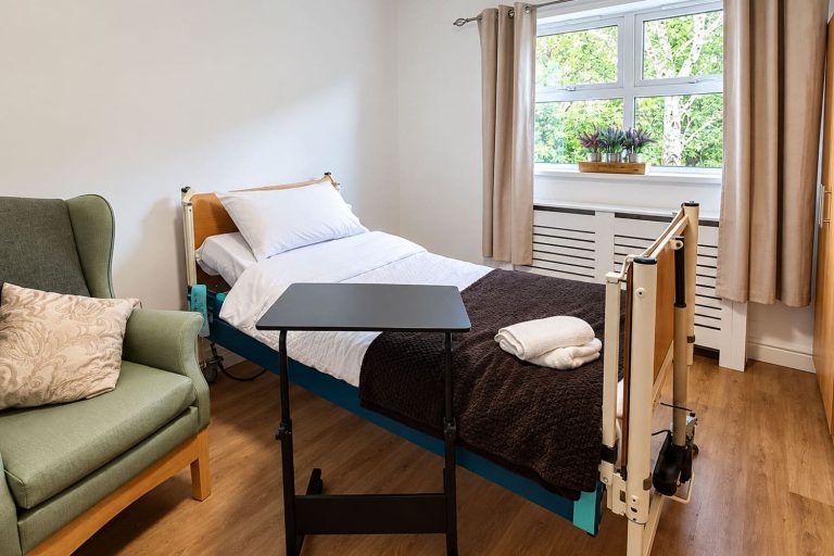 Earls Lodge bedroom