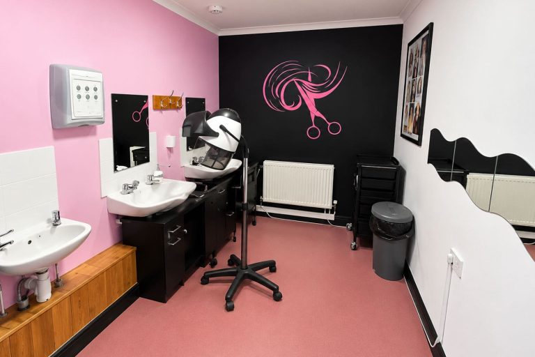 Earls Lodge salon