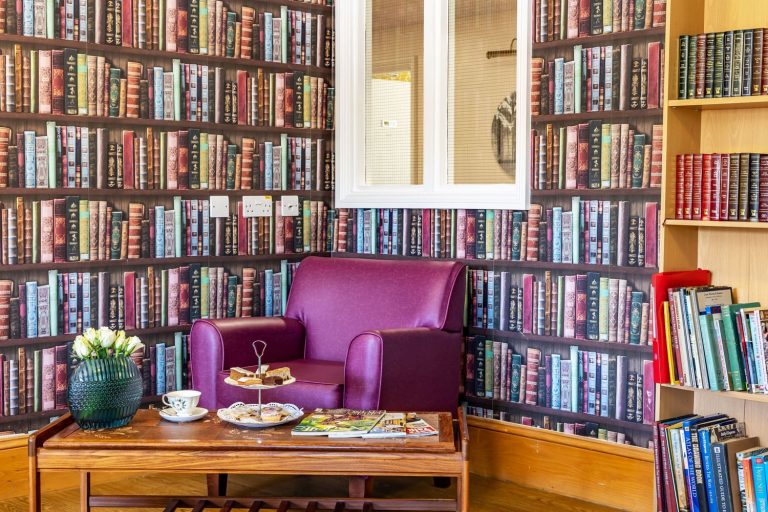 Mary Chapman Court sitting room