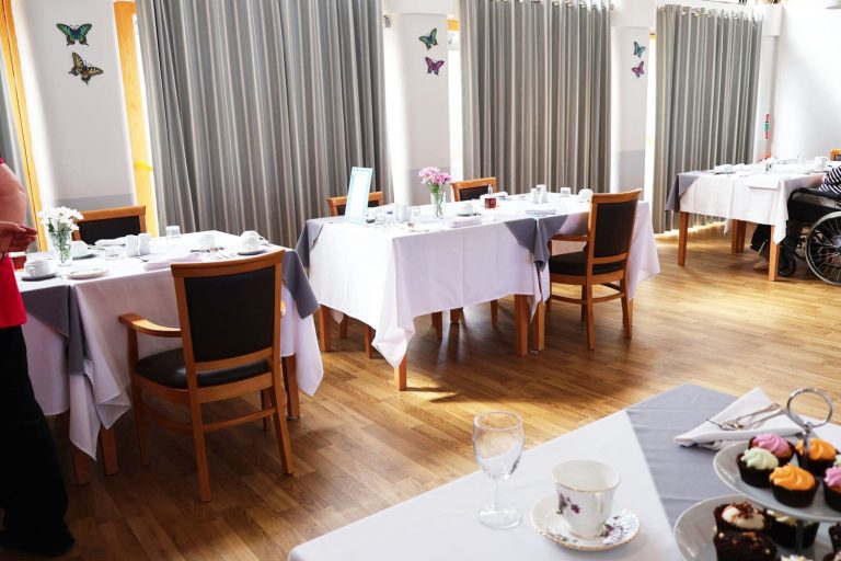 Rose Lodge dining room